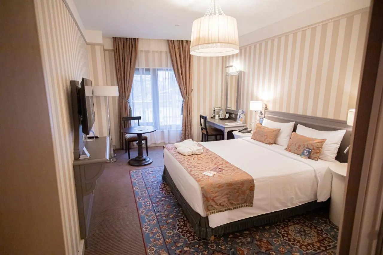 Mercure Arbat Moscow Hotel